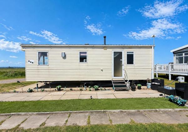 Cosy 4 Berth Caravan At Camber Sands Holiday Park In East Sussex Ref 64123m - East Sussex