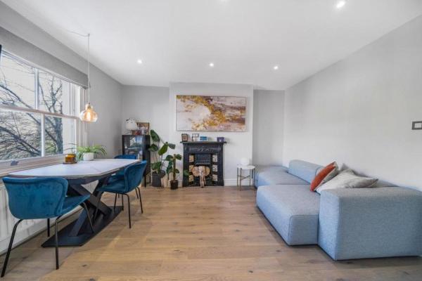 Stylish 2br Flat, 4 Min To Fulham Broadway Tube - Twickenham