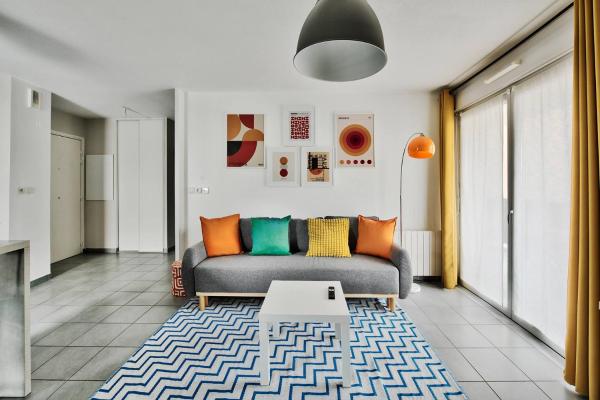 2-bedroom Apartment Stadium & Ldlc Arena Within Walking Distance Garage - Meyzieu
