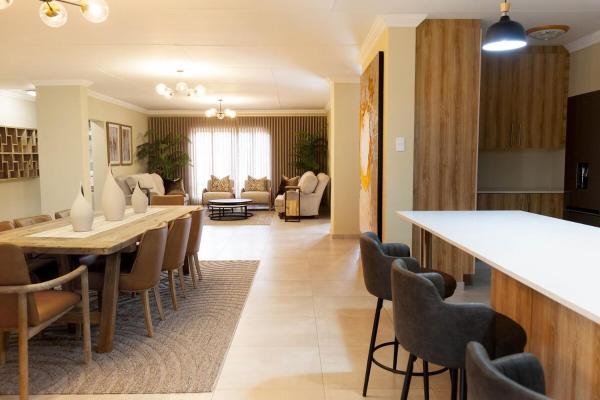 The Amaze House A Luxury Private Villa - Polokwane