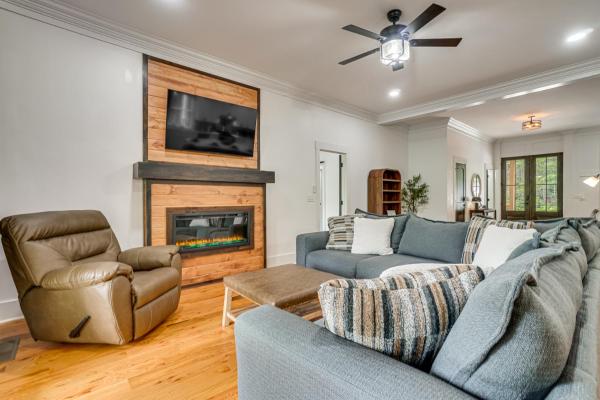 Luxe 4br Cabin At Innsbruck Resort In Helen - Helen, GA