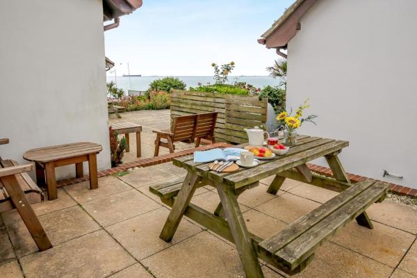 2 Bed In Weymouth Oc-s42796 - Weymouth