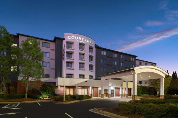 Courtyard By Marriott Atlanta Buford Mall Of Georgia - Suwanee, GA