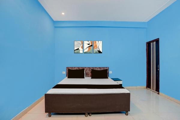 Hotel O Moonville 101 Metro - Noida