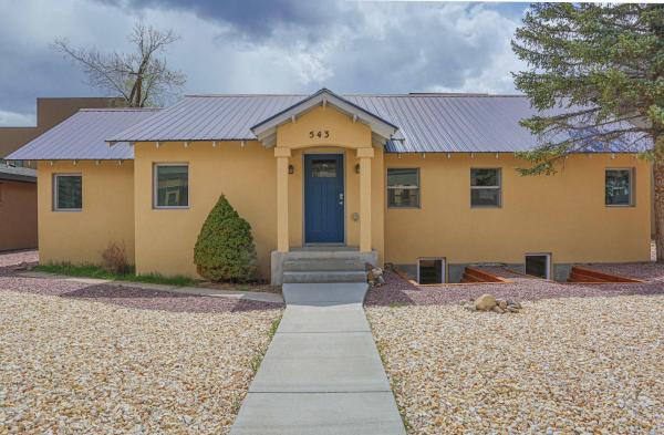 Sleeps 10 Walkable To Everything Pets Game Room - Salida, CO