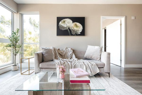 Prime Hotel Style 2b Apartment With Pool, Gym, Parking - West Hollywood, CA