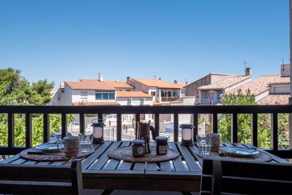 Appartement Avec Terrasse, Plage à Pied Et Parking Gratuit Aux Saintes-maries-de-la-mer - Arles