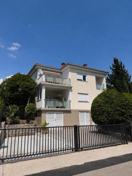 Apartments Nada - Selce