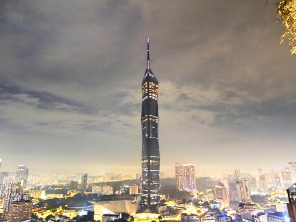 Klcc Skytowerstaycation At Ceylonz Suites By Hapyhome - Kuala Lumpur