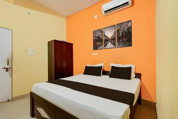 Na foto é possível ver o objeto Hotel O Royal Inn Hotel localizado na cidade de Hāpur.