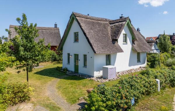 Cozy Home In Dassow Ot Rosenhagen With Wifi - Lübeck