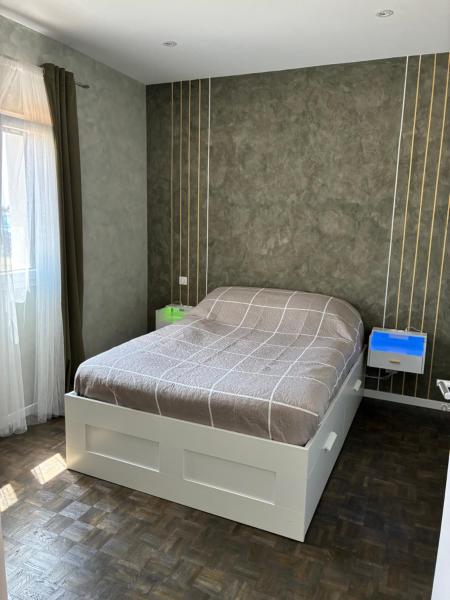 Dream House - Tours
