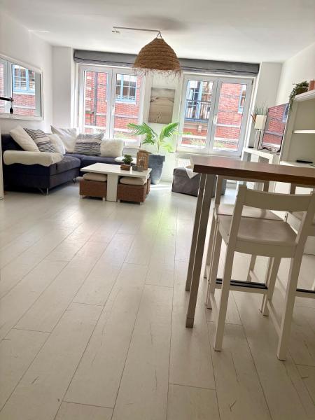 Centrum Knokke Lichtrijk En Sfeervol Appartement - Bruges