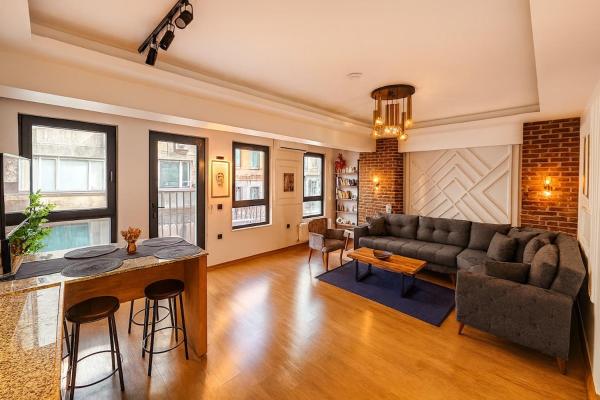 Guestport No 3 Luxury Suite With Balcony, 2 Bathrooms - Karaköy