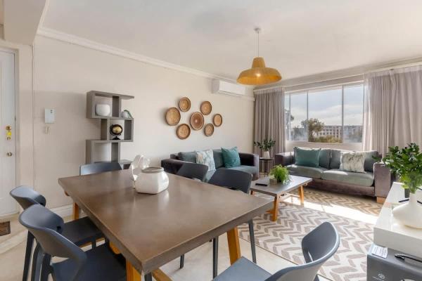 Spacious Bright Green Point Apartment - キャンプス・ベイ