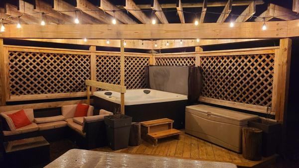Finger Lakes Retreat! Hot Tub, Sauna And Country Views! - Finger Lakes, NY