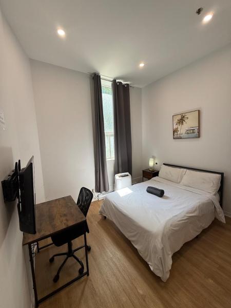 Modern Studio Downtown Mtl For 2 With Free Parking - Montréal, QC
