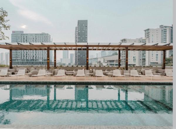 Luxury Department, Best Food Walking Distance! - Monterrey