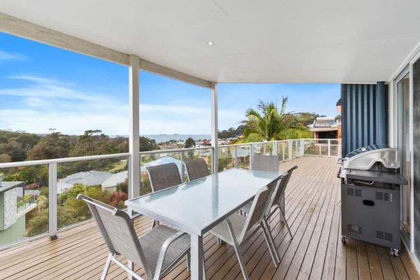 Three Sisters At Long Beach - Batemans Bay
