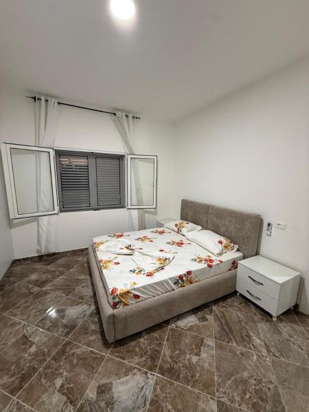 Vila Muhadri - Albania