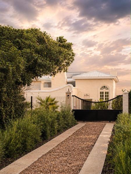 Djinn Palace - Herolds Bay