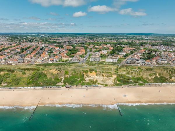 Seaview Retreat By Grandeur Property - Bournemouth