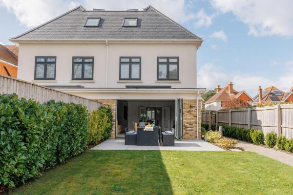 The Laurels By Grandeur Property - Bournemouth
