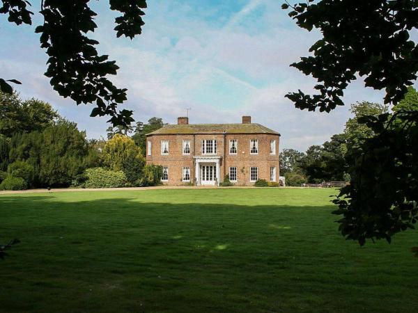 Walcot Hall - Yorkshire