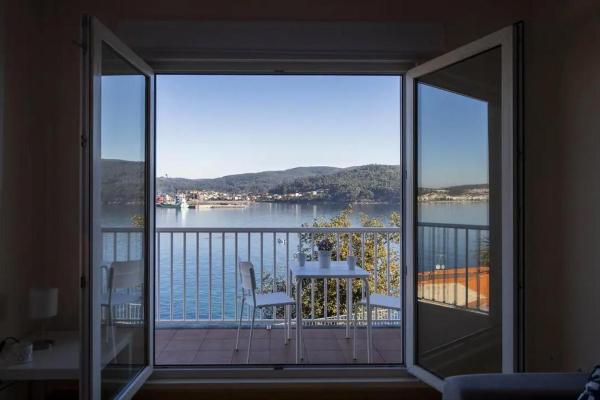 Apartamento Playa De Quenxe - Corcubión