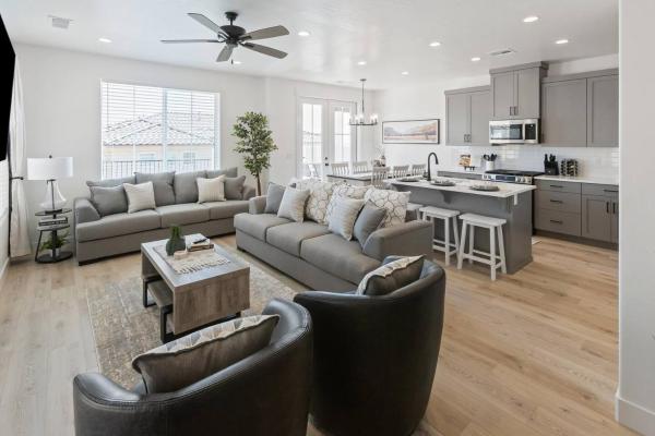 Heated Pool Available Close To Parks, Ev & Pickleball - St. George, UT