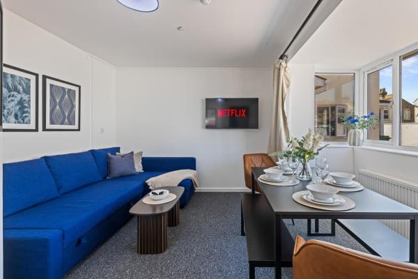 Eastbourne Seaside Home - Parking For 2 - Sleeps 5 - Eastbourne