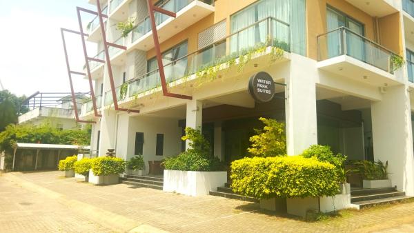 Water Park Suites - Colombo