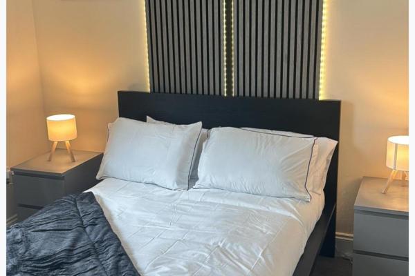 Southall Studio By Elizabeth Line & Heathrow - Hayes