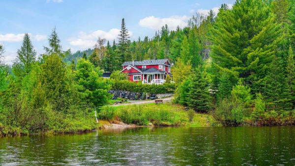 Le Lake House In Chertsey With Spa - Rawdon