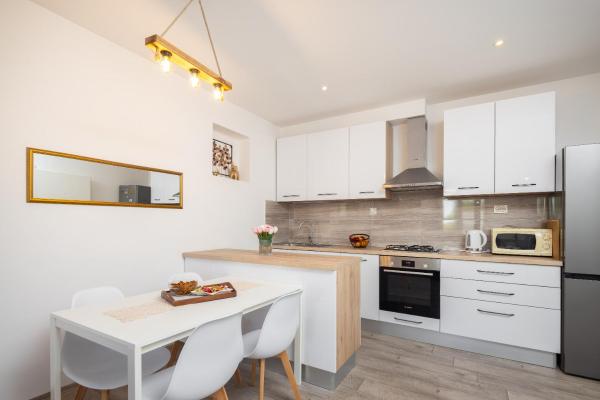 Seaside Apartment Tafra - Omiš