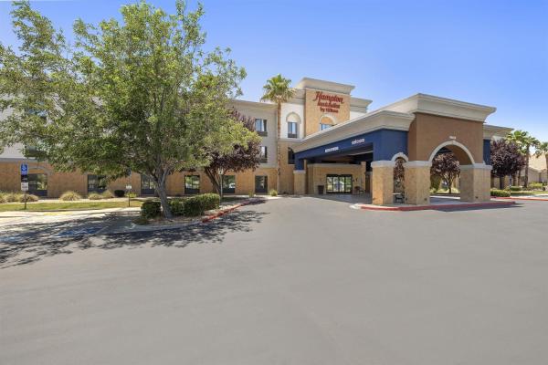 Hampton Inn & Suites Lancaster - Lancaster, CA