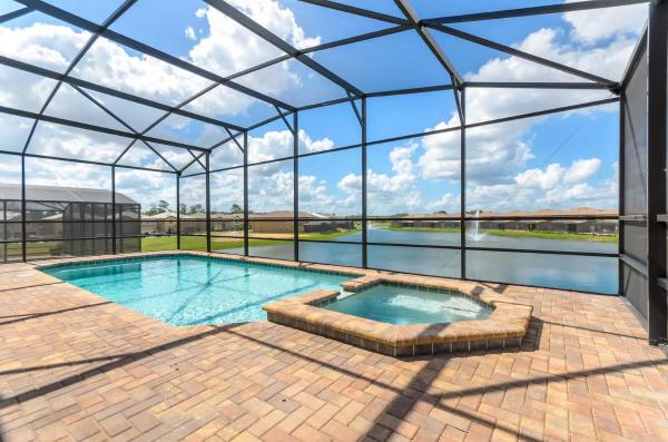 1876 Nc - Grand Windsor Escape 8br Home - Four Corners
