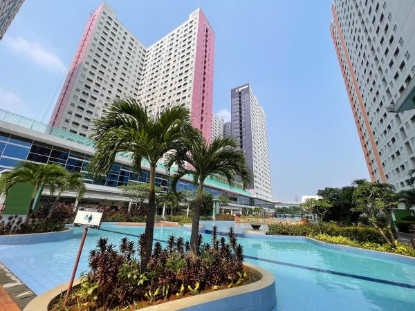 Apartemen Green Pramuka City By Erna - Jakarta