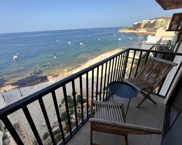 Seafront 2br Apartment Xwejni Bay - Malta