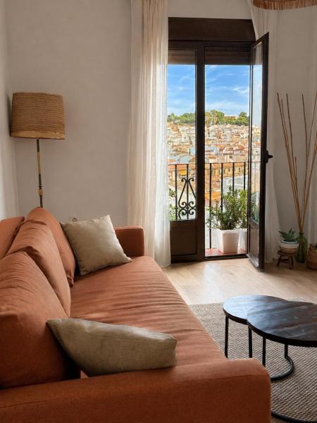 A la foto es mostra l'objecte Casa Lolita l Balcón Mirador de Antequera situat a la ciutat de Antequera.