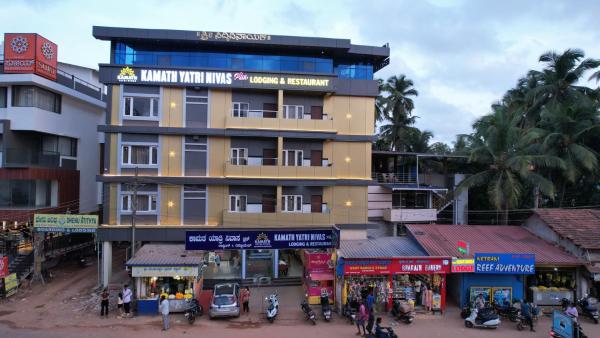 Kamath Yatri Nivas Plus - Murdeshwar