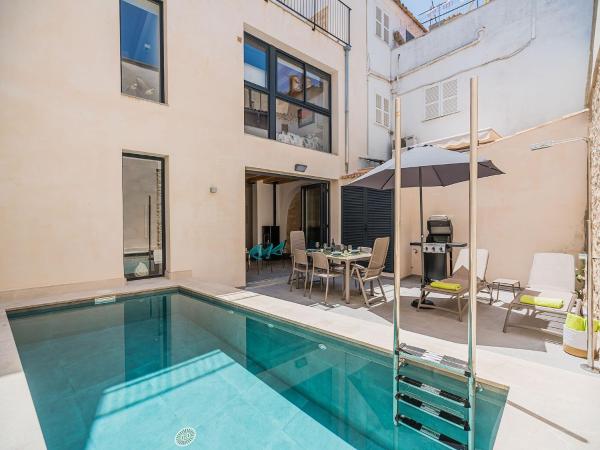 Old Town Townhouse With Pool, Pollença - Pollença