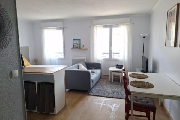 Studio With A Parking - Avignon