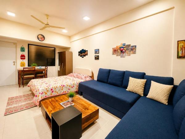 Chic & Spacious Studio Heart Of Bandra W By Trivana Haven Stays By Trisphere - Mumbai