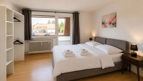 Altstadtwohnung Mit Schlossblick 3 Schlafzimmer, Balkon, Parkplatz - Ellwangen (Jagst)