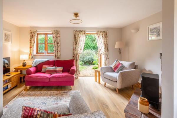 Acorn House - Briston