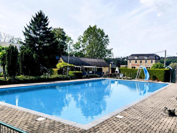 L'han-chantement - 2 à 4 Pers - Piscine Et Parking - Dinant