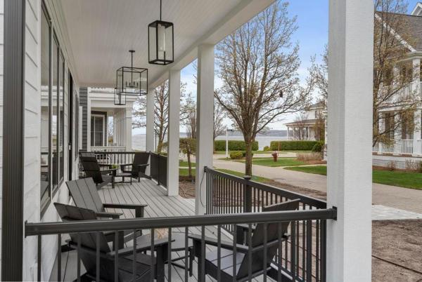 Harbor House 21: 5-bedroom Lake View Retreat In Bay Harbor, Mi, Perfect For Families. - Petoskey, MI