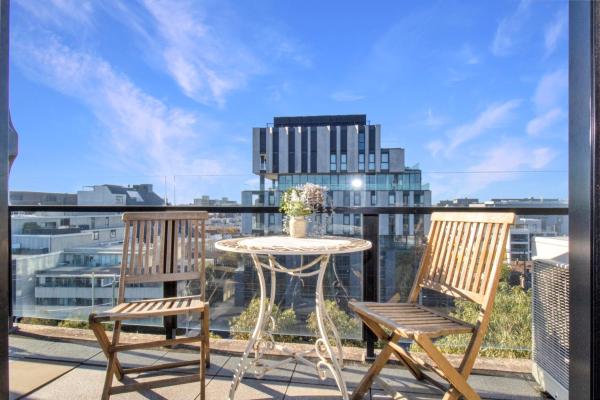 Top-floor Apartment With Balcony - High Street - Saint Kilda