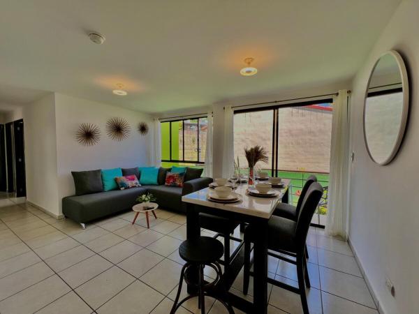 Terazzo! 3 Room Apt With Office In Colonia Escalon - El Salvador